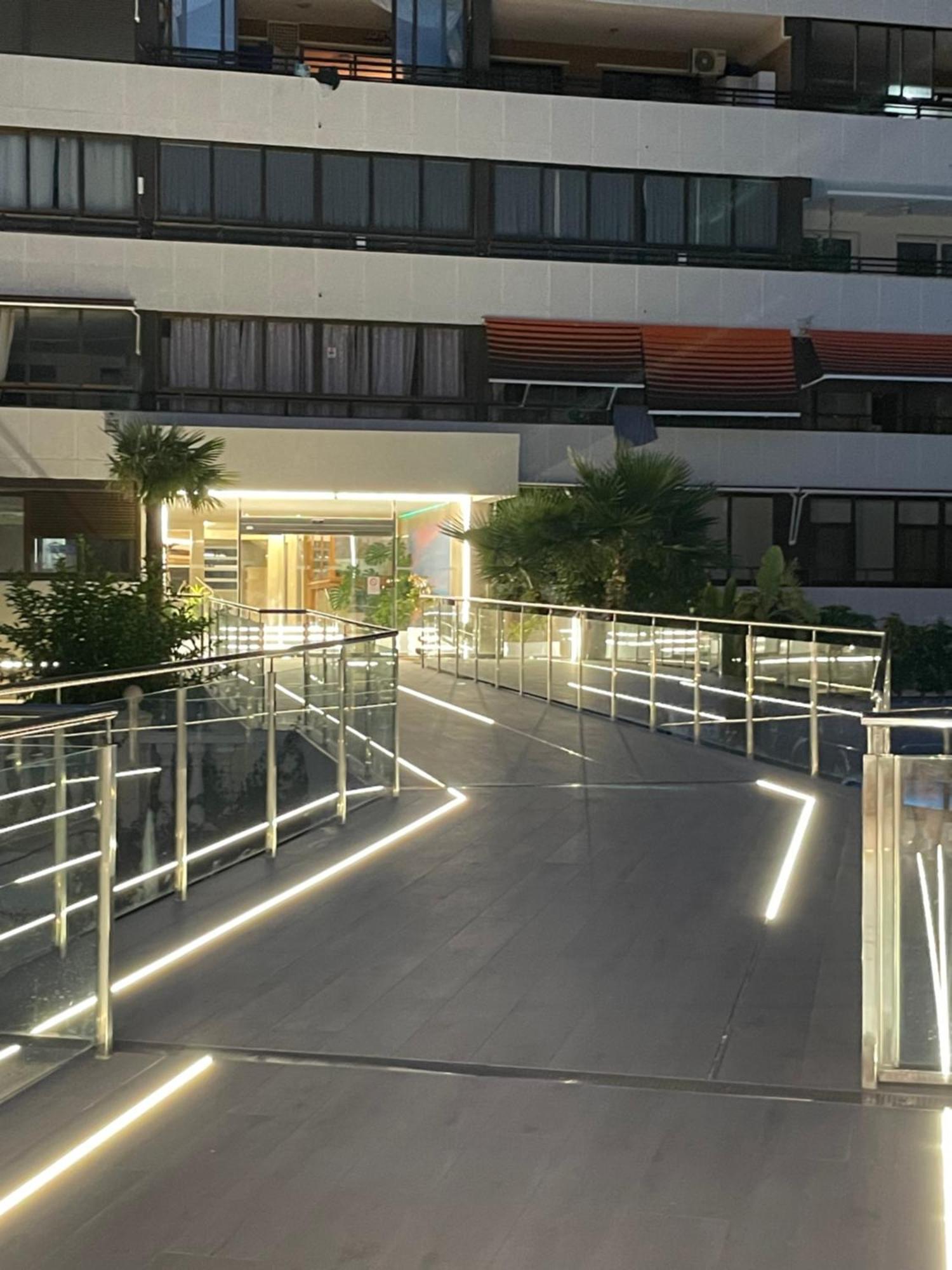 Viva Benidorm Apartment Екстериор снимка